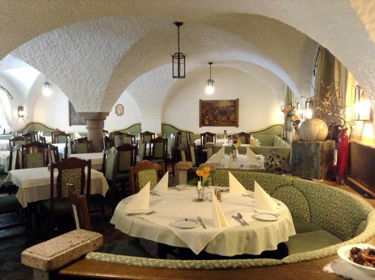 Hotel Gruenes Tuerl Bad Schallerbach Esterno foto